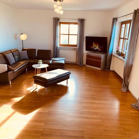 Adlerhorst, 4 Schlafzimmer, Blick In Die Alpen, Parkplatz Thyrnau Luaran gambar